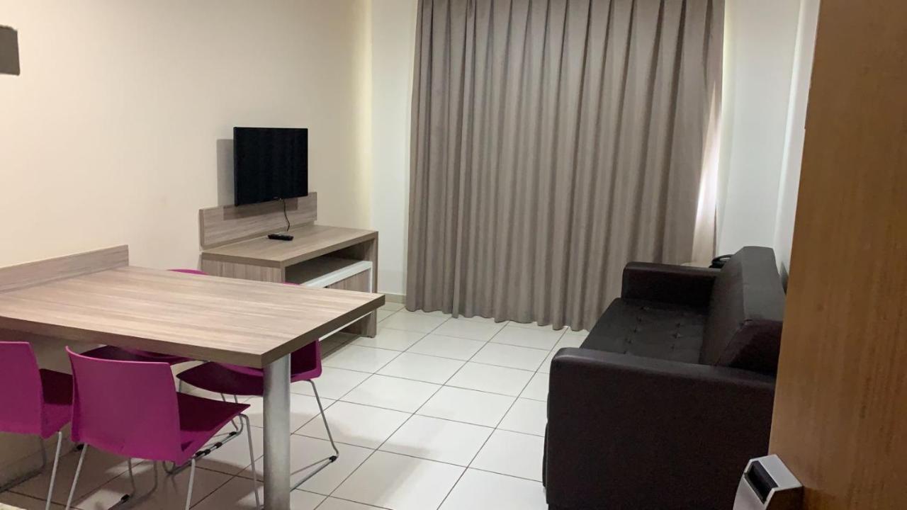 Riviera Park - Via Lacqua Hospedagem Lejlighed Caldas Novas Eksteriør billede